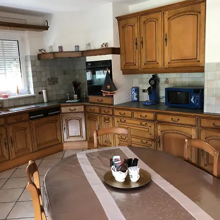 Nyaraló Maison De Village *