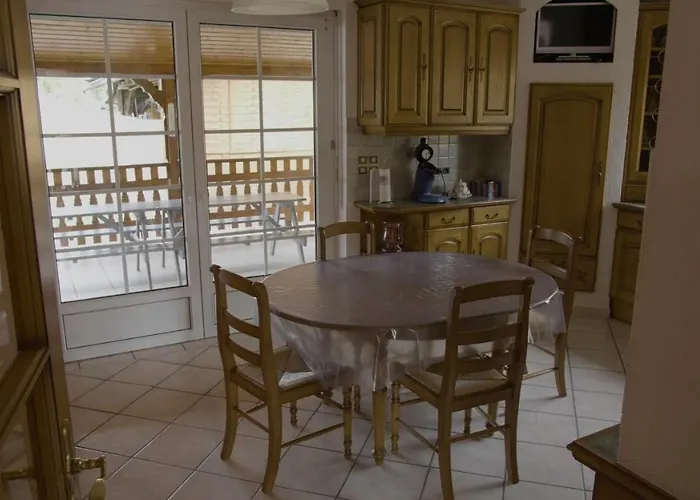 Maison De Village بيت للعطل Laubach