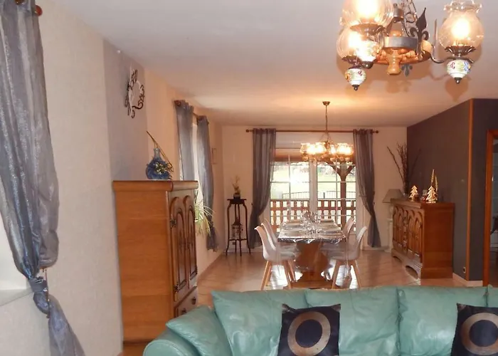 Maison De Village